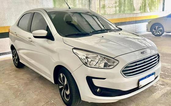 FORD KA 1.5 TI-VCT FLEX SE SEDAN AUTOMÁTICO FORD KA 1.5 TI-VCT FLEX SE SEDAN AUTOMÁTICO